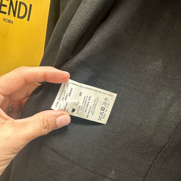 Armani linen blazer (medium ) - Picture 6 of 8